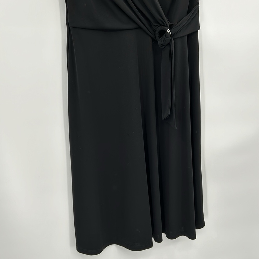 Lauren Ralph Lauren Womens Short-Sleeve Surplice Jersey Dress Size 6 Black LBD - Picture 4 of 10